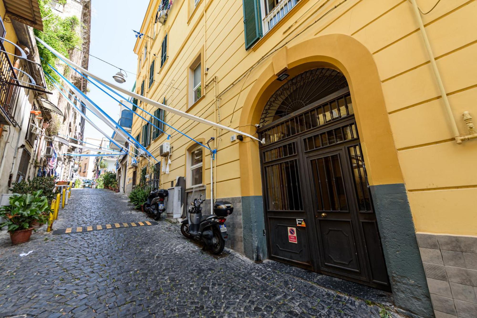 Casa Rega Lejlighed Napoli Eksteriør billede